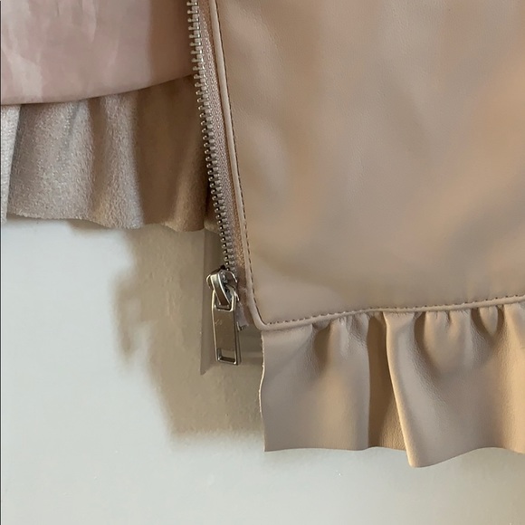 Blush pink faux leather jacket - Picture 4 of 7